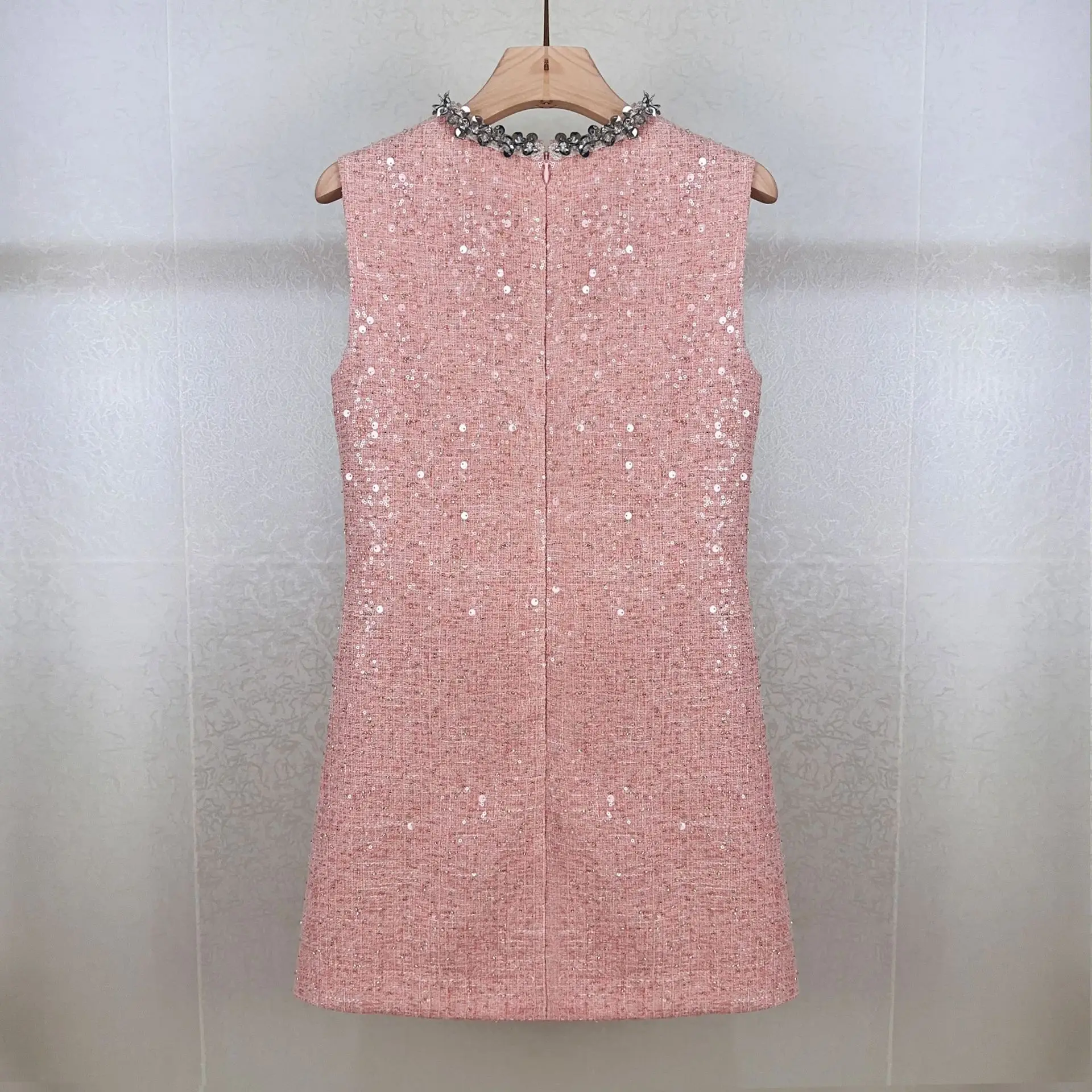 Vestido feminino oco com lantejoulas, rosa, Decoração de diamantes, Sem mangas, O-pescoço, doce, Mini robe, Outono, 2024