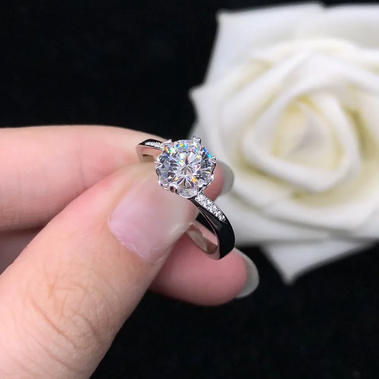 

Boutique PT950 platinum diamond ring heart-shaped six-claw moissanite ring temperament fashion goddess platinum female ring for