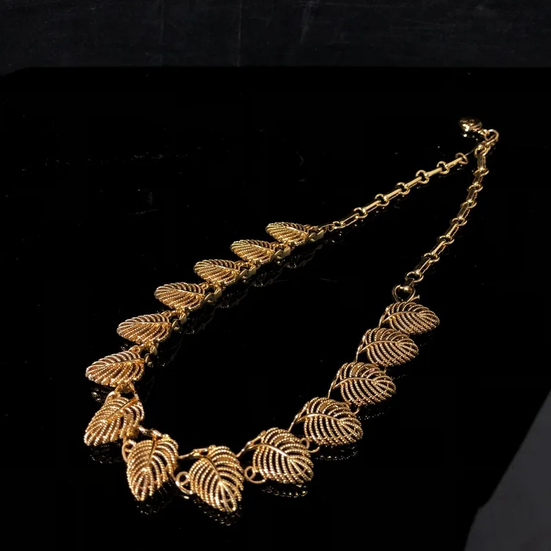 simple hollow leaf gold-plated necklace metal necklace clavicle chain necklace unique jewelry