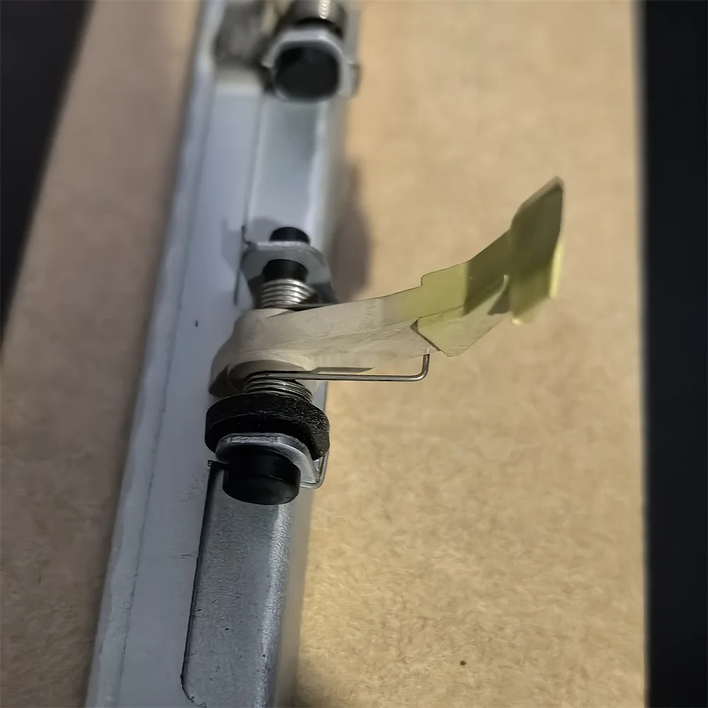 

1шт. Верхний сборщик пальца фьюзера 018K96753 для Xerox DC4110 4110 1100 DC900 4112 4127 900 4595 Разделительный кронштейн с когтями