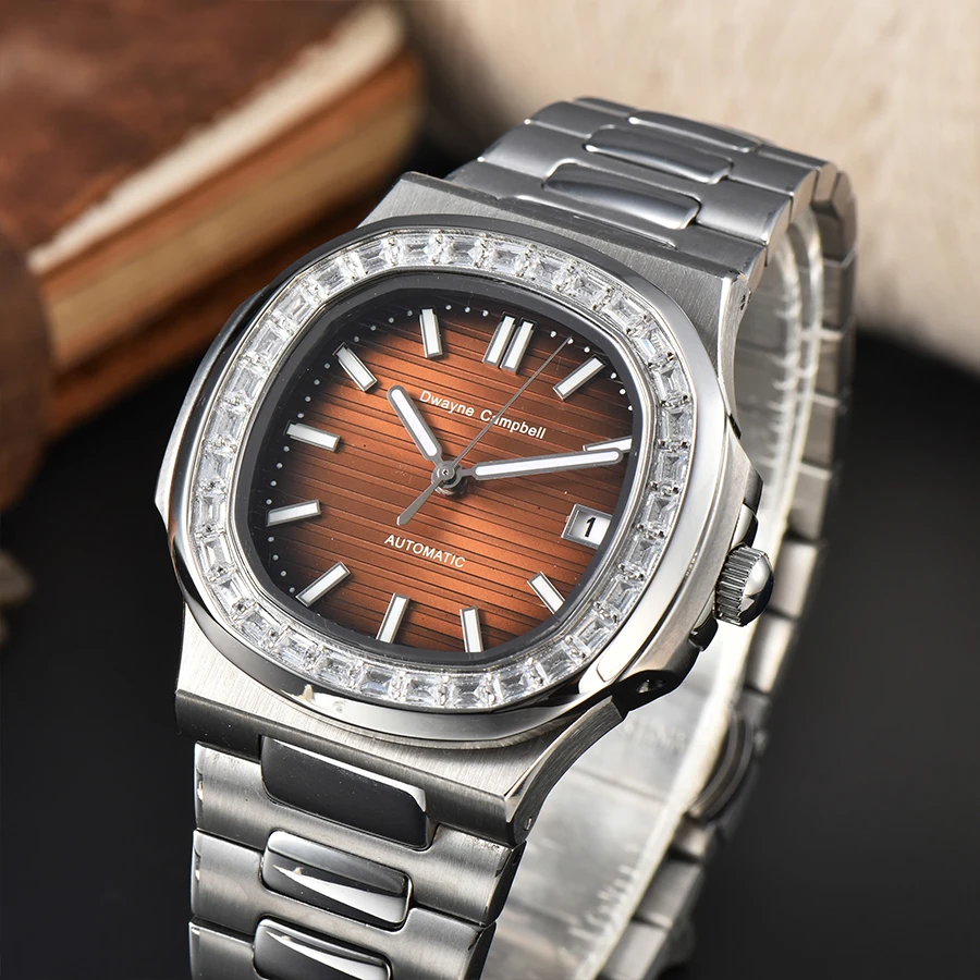 NH35 무브먼트, 다이아몬드 세팅 베젤, 사파이어 글래스, 방수 손목시계를 갖춘 42.5mm 완전 자동 기계식 시계