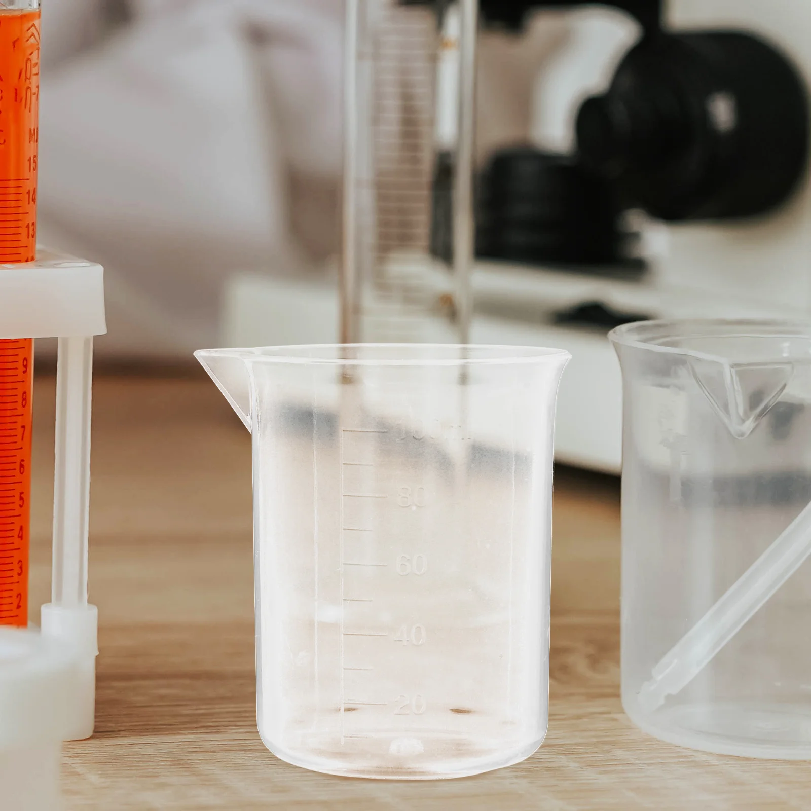 6Pcs 100ml Plastic Beakers Measuring Cups PP Material Graduations Easy Read High Temp Acid Alkali Resistant Wide Mouth