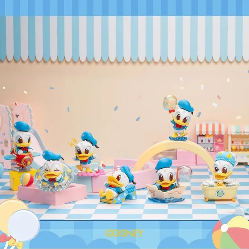 Autentica serie di scatole cieche casuali del modello Disney Donald Duck per il 90° anniversario, regali di compleanno e Natale per gli amici