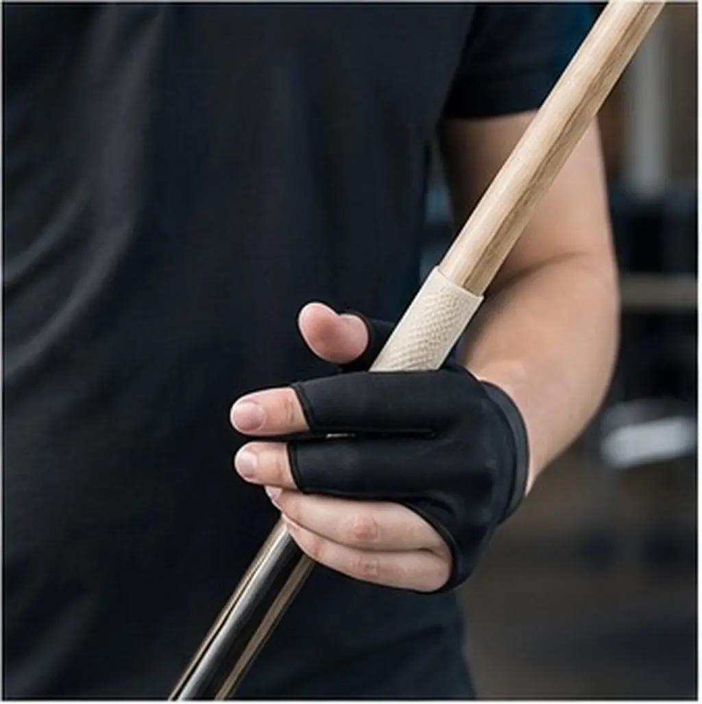Flexible Cue Tubing Sleeve Non-Slip Silicone Grip Wrap for American Billiard Snooker Pool Cues Sweat-Resistant Shock-Absorbing