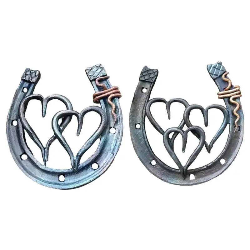 Cast Iron Horseshoe Heart Shaped Horseshoe Ornament  Art Forging Decoration Tool for Bedroom Bathroom Study Room Work Area