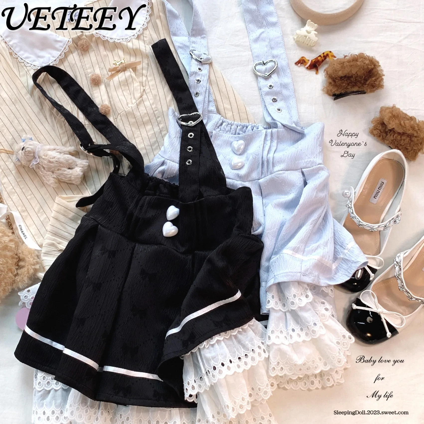 

Japanese Short Skirts Women's Lolita Cute Love Buckle Bow Jacquard Ruffles Cake Skirt for Girls Fashion Sweet Black Strap Skirt