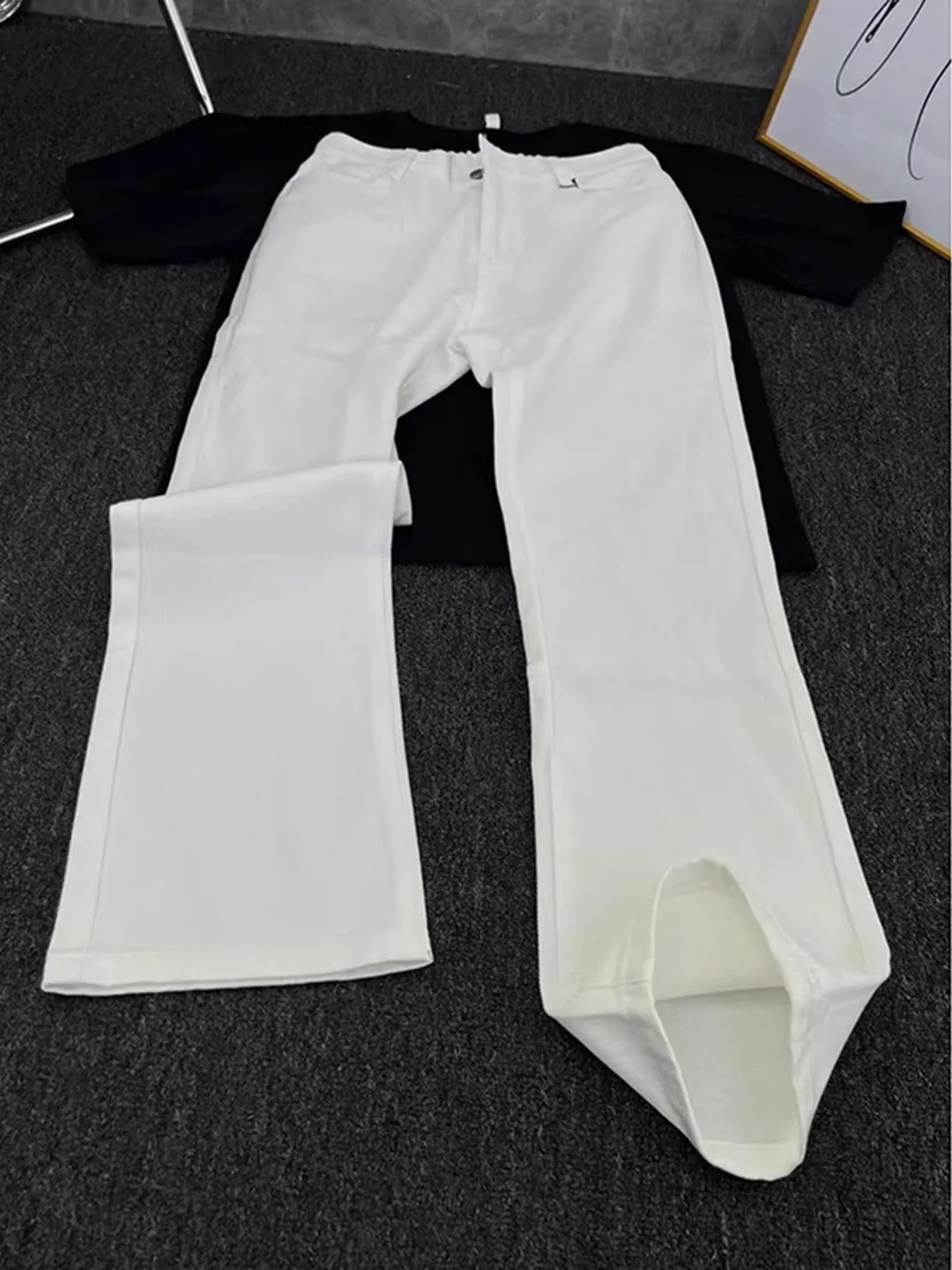 

White Waed Slim Fit Men's Jeans Summer Cleanfit Thin Micro Flared Pants Narrow Version Slimming Straight Leg Denim Jeans