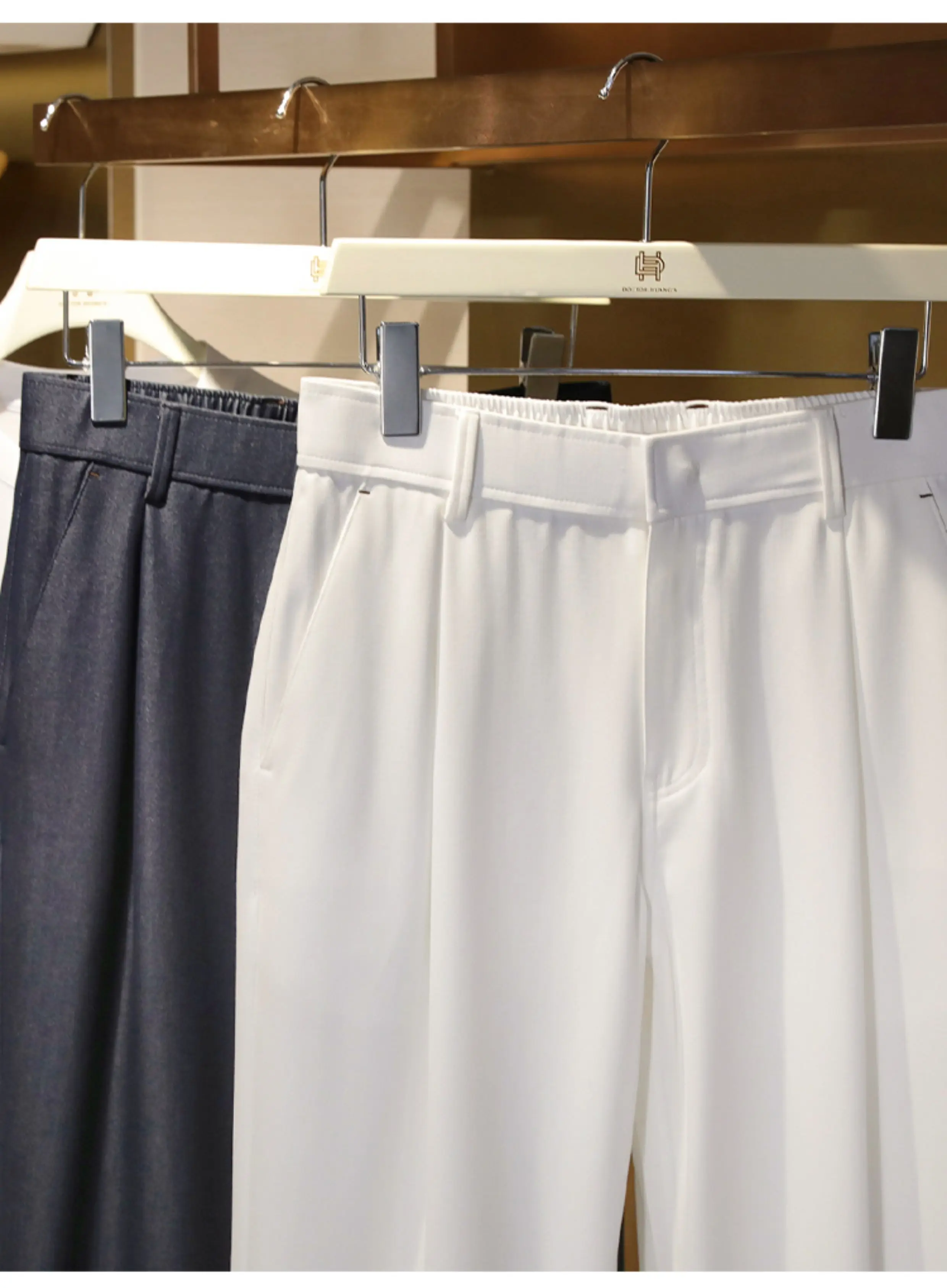 Luksusowe włoskie spodnie dżinsowe na wiosnę i lato, luźne, proste, z maską, przyjazne dla skóry, codzienne, idealne na zewnątrz.