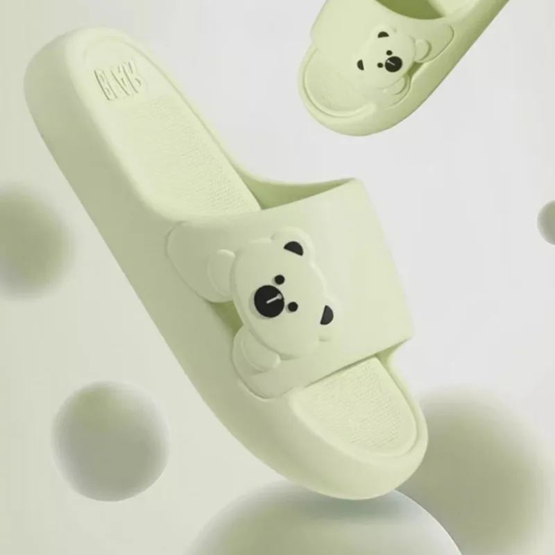 women's sandals Fashion Women's Slippers Couple Indoor Soft Sole Cartoon Bear Slippers Bathroom EVA Summer Beach Shoes for man