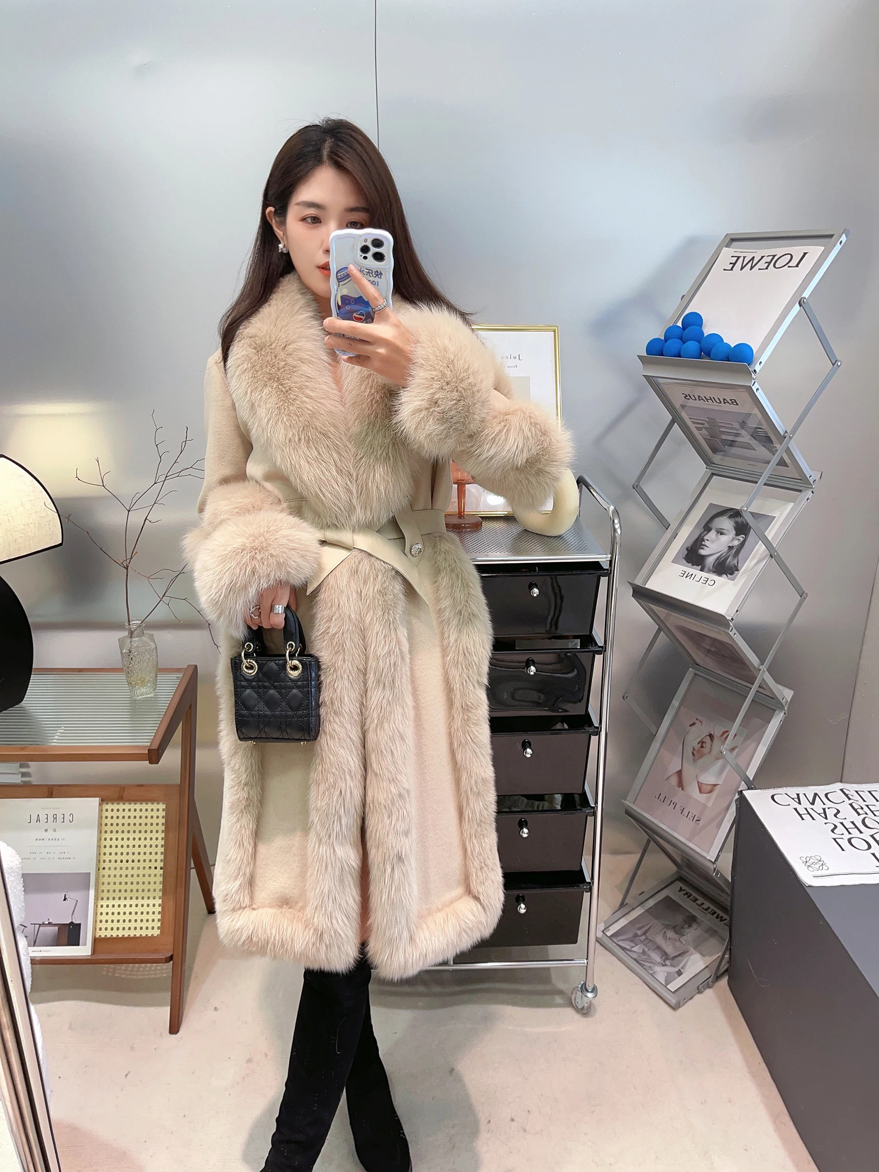 2023 New Winter Women  Natural Fox Fur Collar  Long White Goose Down Jacket Wool Coat Warm CoatThick Luxury Female Coats