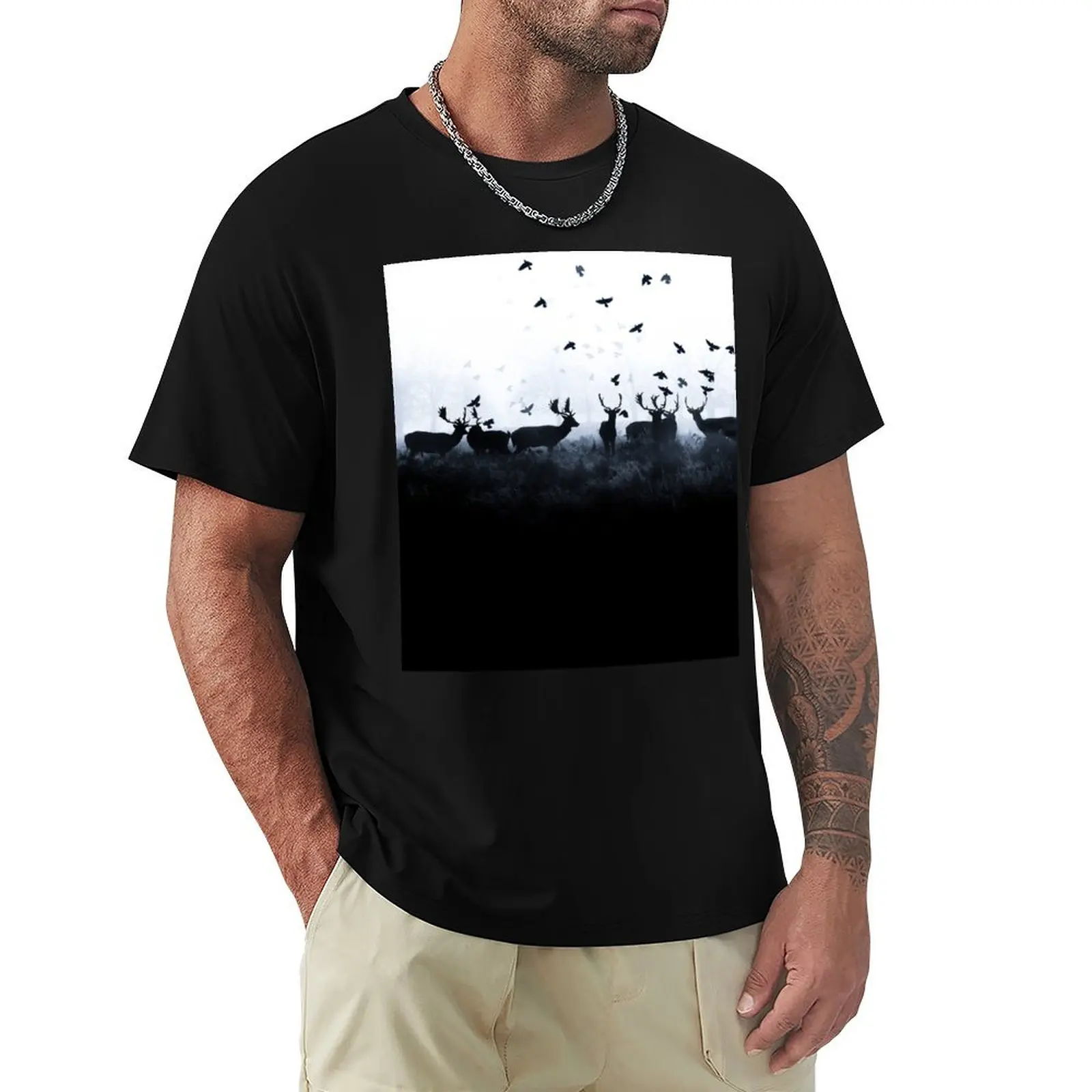 

50/50 bucks and crows T-Shirt Large Size Basic Casual T-Shirt