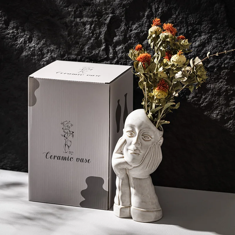 

European Light Luxury Figurines Creative Decoration Design Sense Figurines Art Decoration Crafts Kleine Dekoration YS40CC
