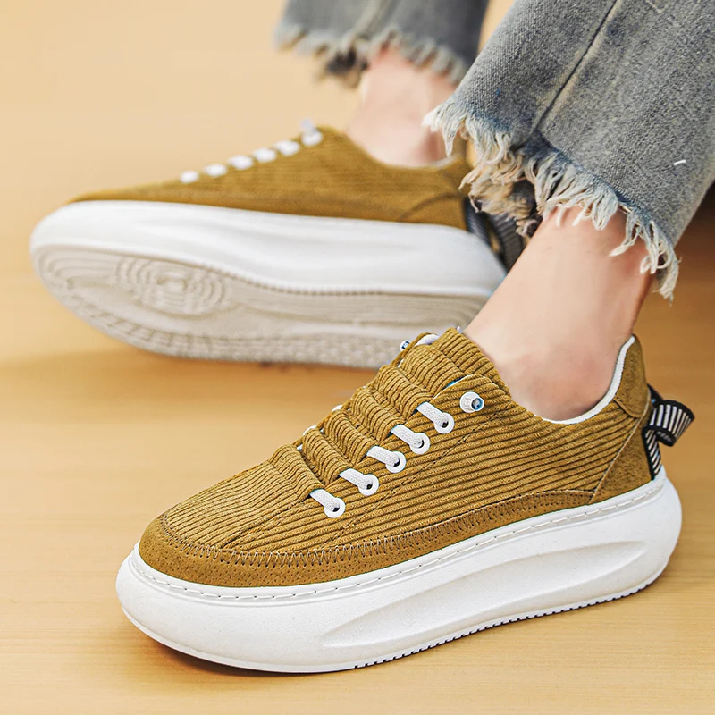 Corduroy Shoes for Men Sneakers 2024 Spring Non-slip Comfortable Student Men's Shoes Breathable Low-cut Men's Thick-soled Shoes