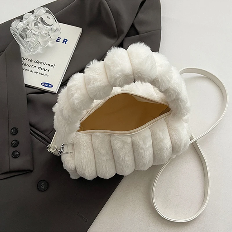 

Fashion Fake Fur Plush Handbag Autumn Winter Women's Soft Plush Shoulder Bags Korean Fema Casual Versatile Crossbody Bag