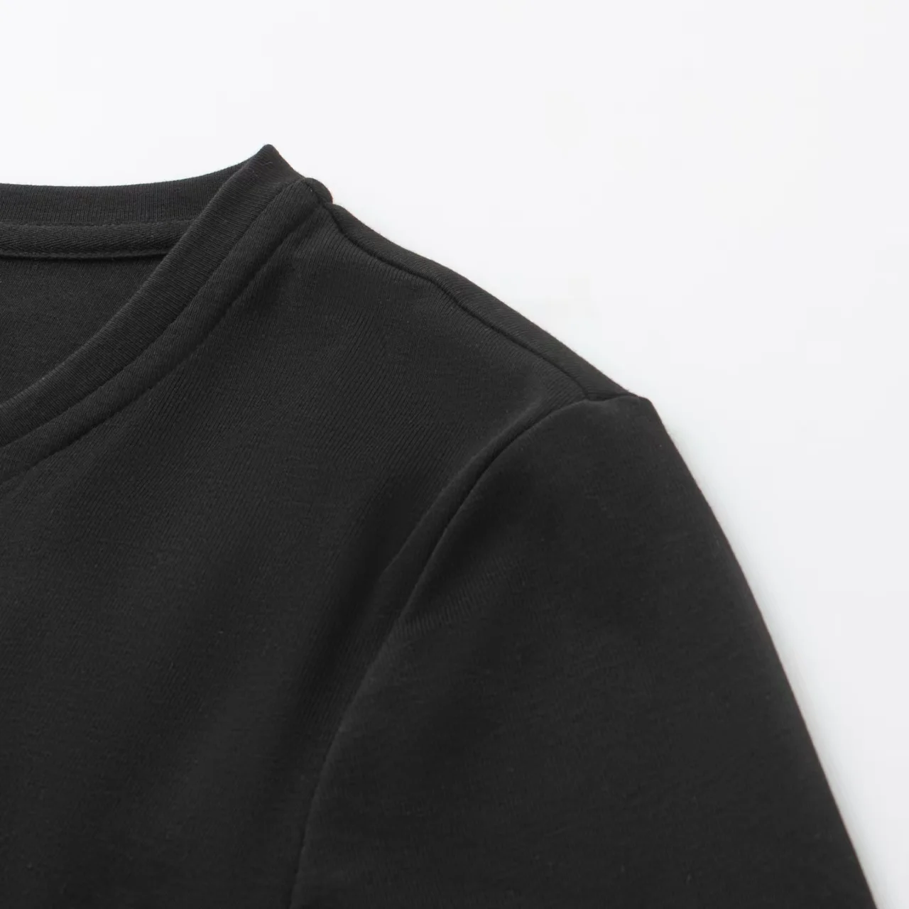 スリムフィット Vネック 長袖 Tシャツ レディース おしゃれ カジュアルスタイル パッチワークトップス 秋 2025 トレンド オールマッチスタイル