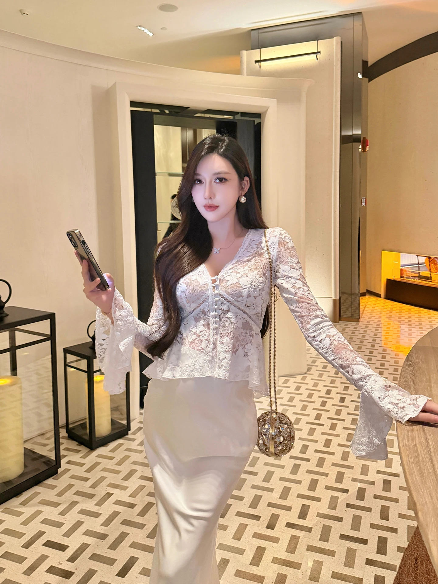 

Ele Long Sve V-Ne Bell Sve Lace irt Women's Slimming Waist Cinched Versatile Base Layer Top SX Pure Desire