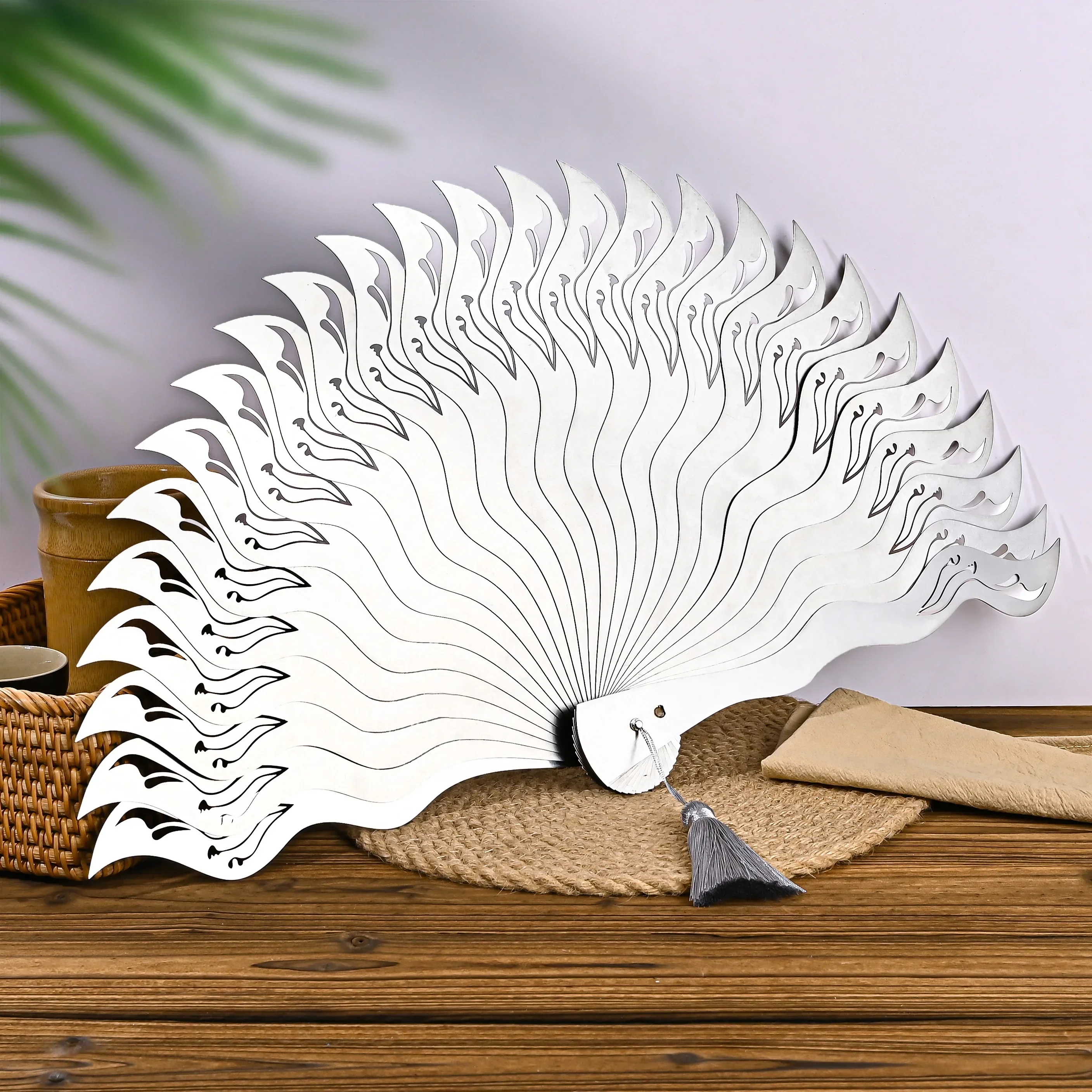 

Возрачный металлический вентилятор Kung Fu Flying Feather Blade RVS Fitness Vechtsporten Stalen opvouwbare ventilator