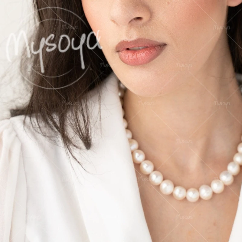 

MYSOYA 10-11mm White Freshwater Pearl Necklace, Suitable for Birthday/Anniversary/Wedding/Mother's Day/Father's Day Gift A0765