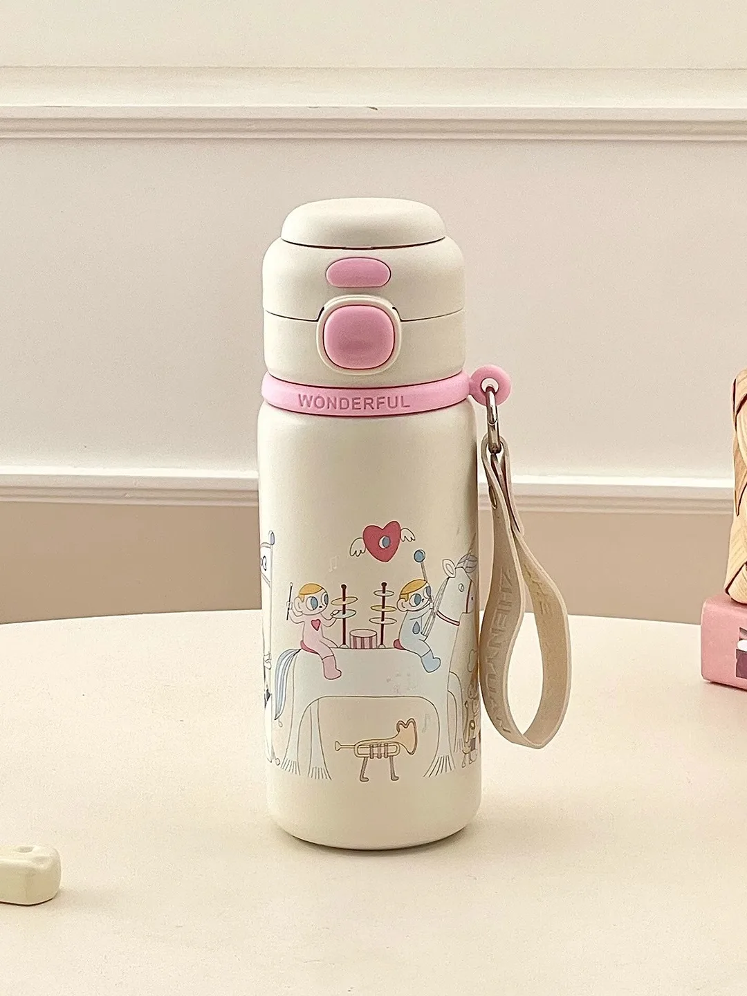 

Милая мультяшная портативная двусторонняя термобутылка для воды для женщин, высокая эстетическая ценность, изолированная из нержавеющей стали, объем 500 мл