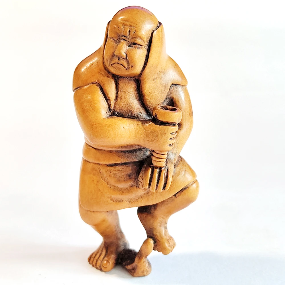 

F081 - 30 Years Old 2" Hand Carved Boxwood Figurine : Japanese Man