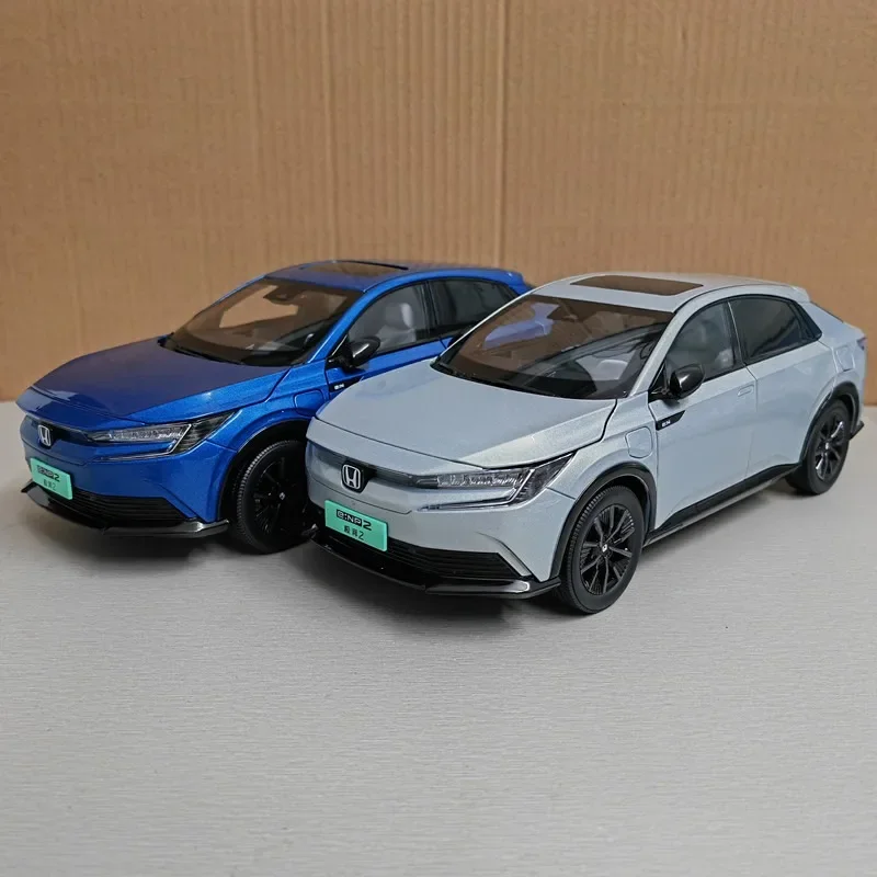 1:18 Scale E :NP2 2024 New Energy Alloy Car Model Collection Ornaments