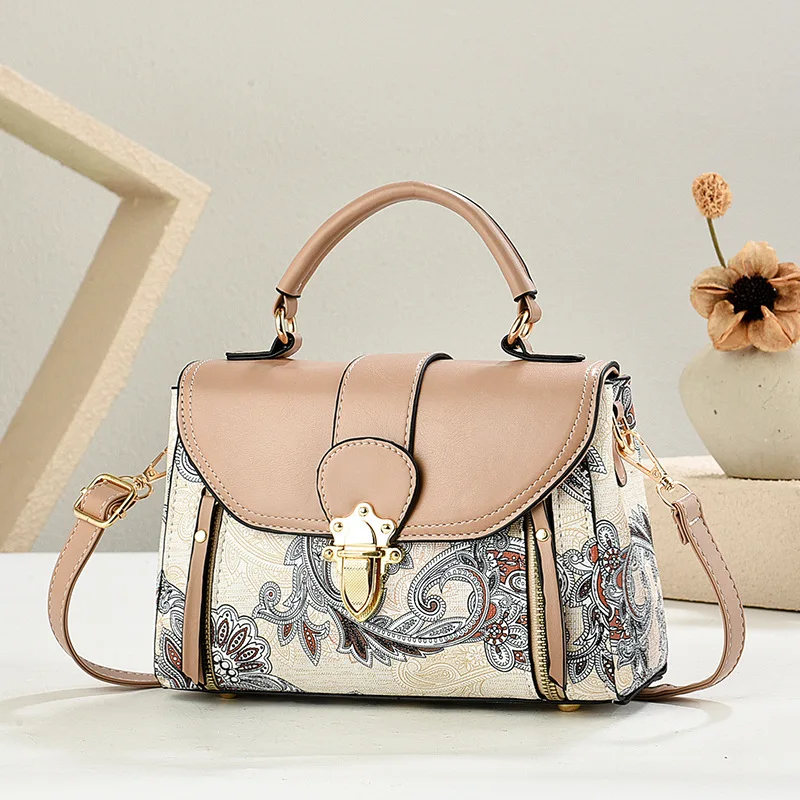 2025 Nouveau sac à main de style ethnique pour femme ; Sac pour femme de mode d'été ; Bandoulière à bandoulière simple bloquant les couleurs