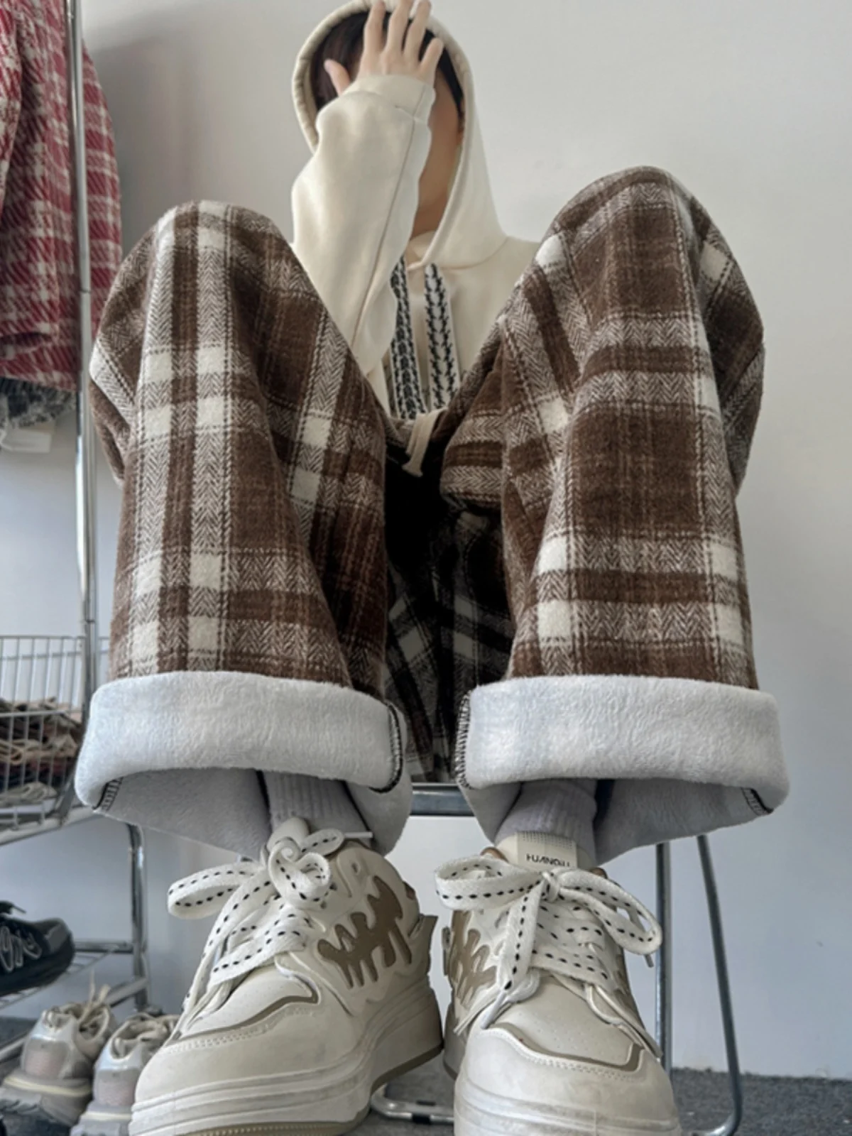 

Thickened Woolen Plaid Casual Pants Men's Autumn Winter Style Wide Leg Straight Tube Trousers Trendy Brand Youthful Style