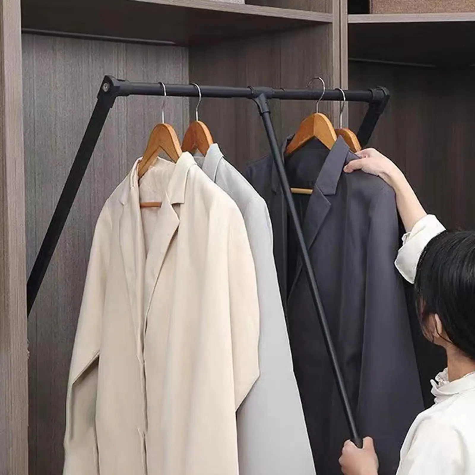 

Ergonomic Pull Down Closet Rod Aluminum Wardrobe Lift Rail with Hardware Accessory for Clothes Storage Solution