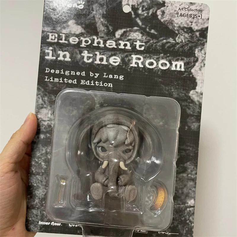 

HIRONO Elephant in the Room Hirono Action Figures Toys Dolls Collection Anime Figures Children Gifts Room Decoation Ornament