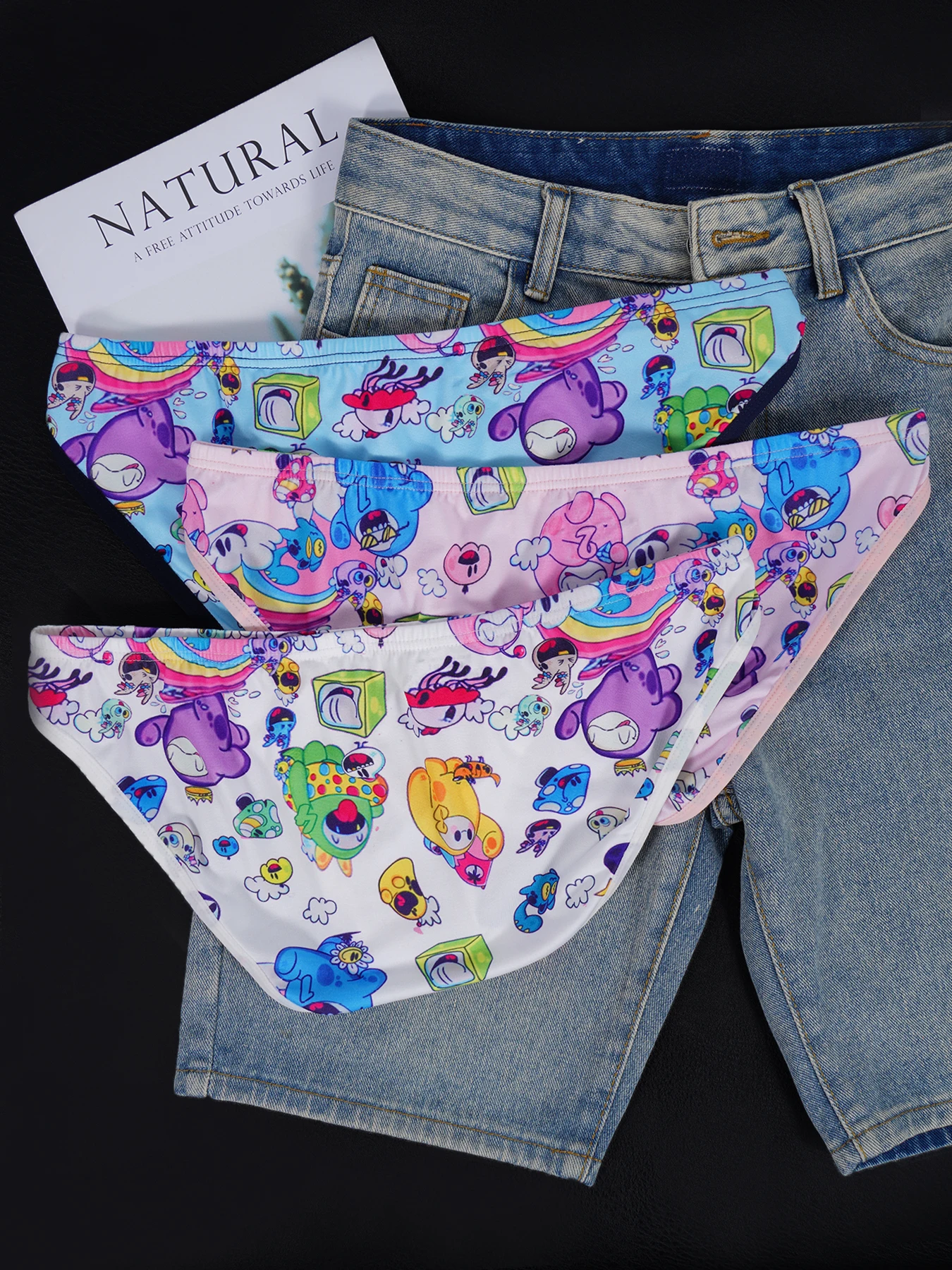 Men's Nylon Cartoon Print Briefs U Convex Pouch Elastic Waistband Soft Breathable Fun Underwear