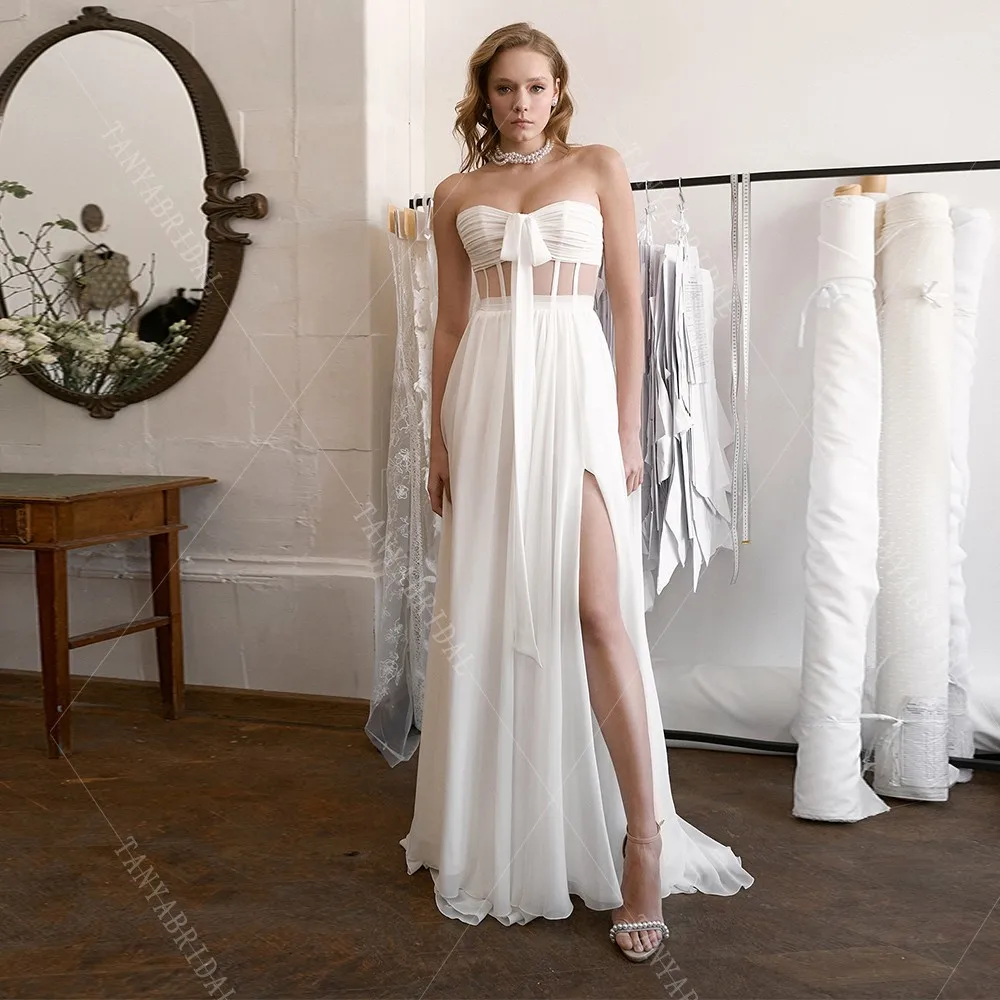 Strapless Chiffon Simple Wedding Dress A Line High Side Split Elegant Bridal Gown Sleeveless Lace Up Back Beach Bridal Dress