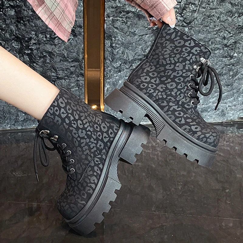 Leopard Platform Women Snow Ankle Boots Fad Mid Heels Motorcycle Boots Chunky Lace Up Shoes 2024 Trend Winter Goth Botas Mujer