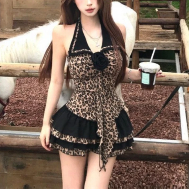 

American Retro Hot Girl Leopard Print Halter Suit Collar Vest Summer New Backless Design Top for Women