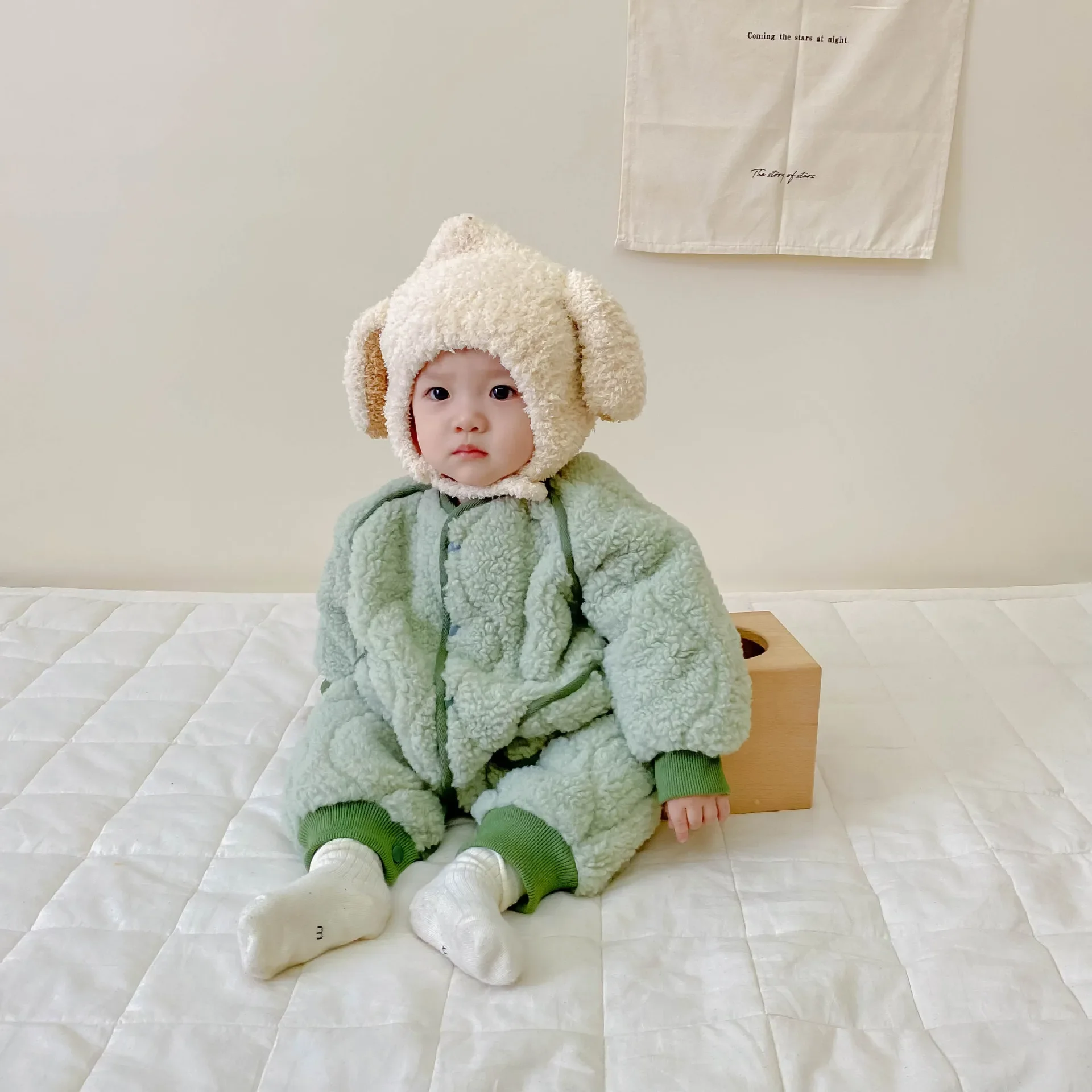 Korean Newborn Baby Clothes Boys and Girls Baby Fleece Jumpsuit Cute Warm Rompers Outdoor Wear Winter Clothes