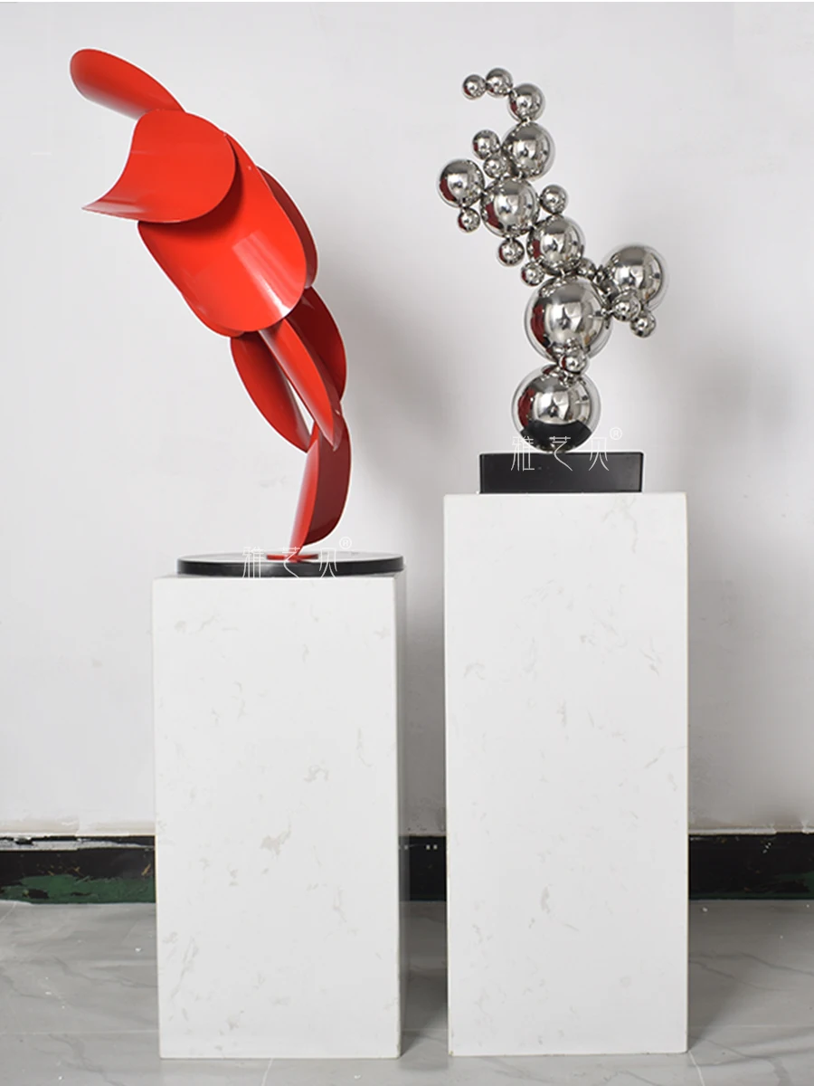 

Скандинавская абстрактная художественная скульптура, украшение для дома, металлический красный лист, художественная скульптура, украшения, роскошный декор для гостиной, абстрактная лошадь Sta