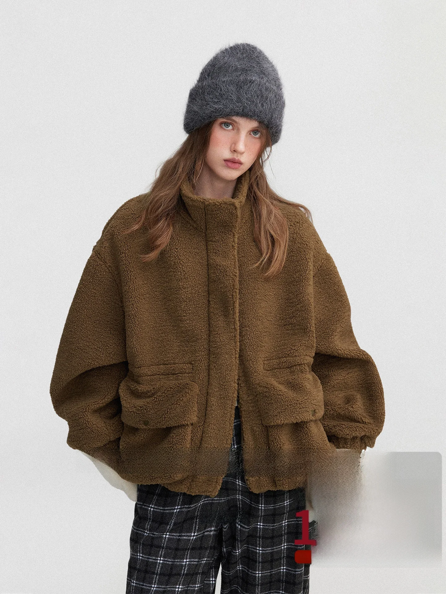 

Теплое утолщенное пальто из овечьей шерсти для женщин, с воротником-стойкой, длинными рукавами, на молнии, с декоративными элементами, для повседневной носки, зимняя верхняя одежда