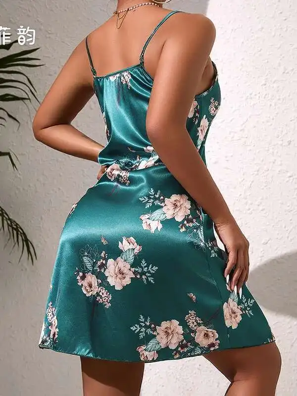 Nuevo vestido verde con bordado de flores, estilo puro deseo, sin espalda, tirantes en V profundo, vestido sin mangas, elegante, encantador, hermoso 224K