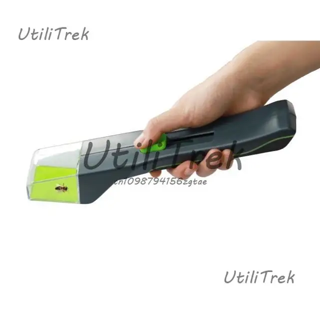 

Handheld Insect Catcher Portable Pest Controller Plastic Garden Spider Catch Bee Artifact