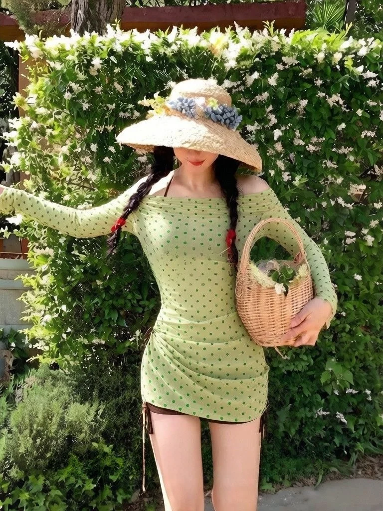 

Green Polka Dot Bikini Separate Swimming Suit for Women Vacation Hot Spring Soaking Conservative Slimming Gathered