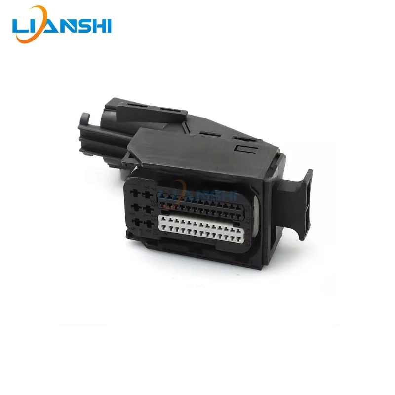 

9445801 is suitable for the computer board plug DJ7582-0.6-3.5-21 of the Mercedes-Benz S-Class engine