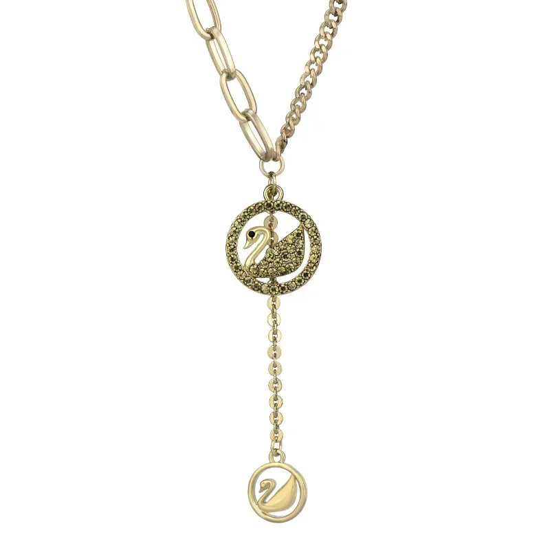 

A multi-functional hybrid chain accessory, a simple diamond-set round plate letter titanium steel necklace for women