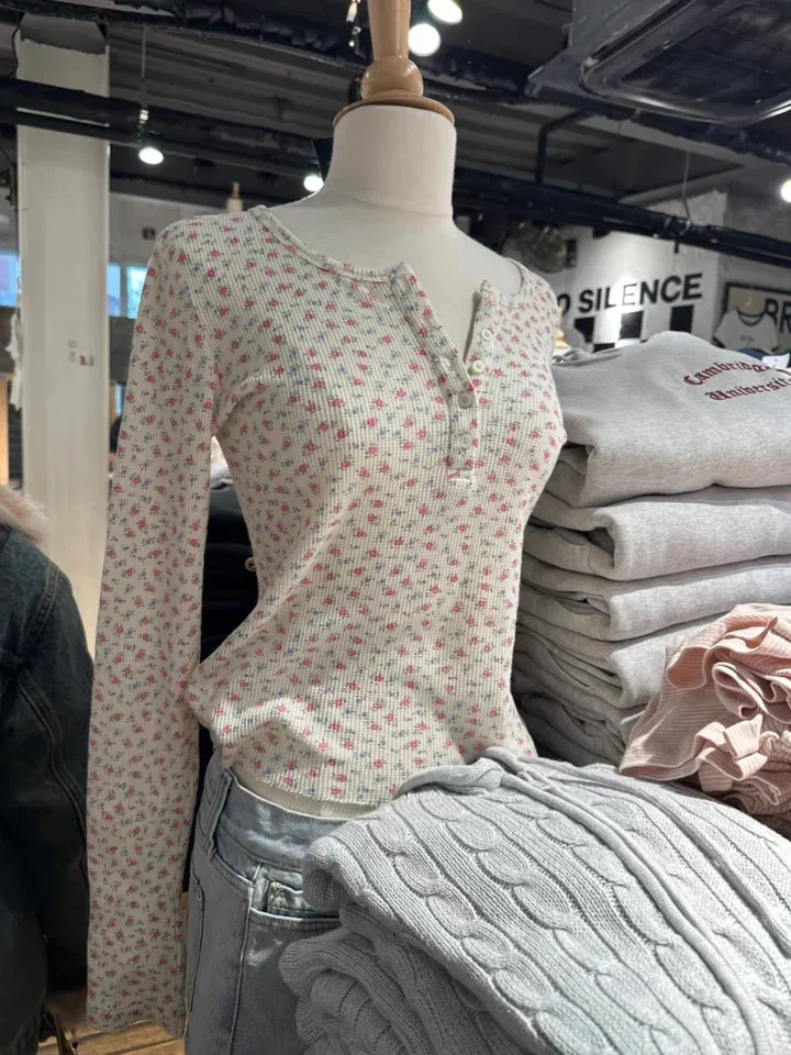 

Floral Waffle Long Sleeve T-Shirt Woman Spring Buttons Round Neck Cotton Slim Tee Top Sweet Cute Preppy Style Tshirt Y2k