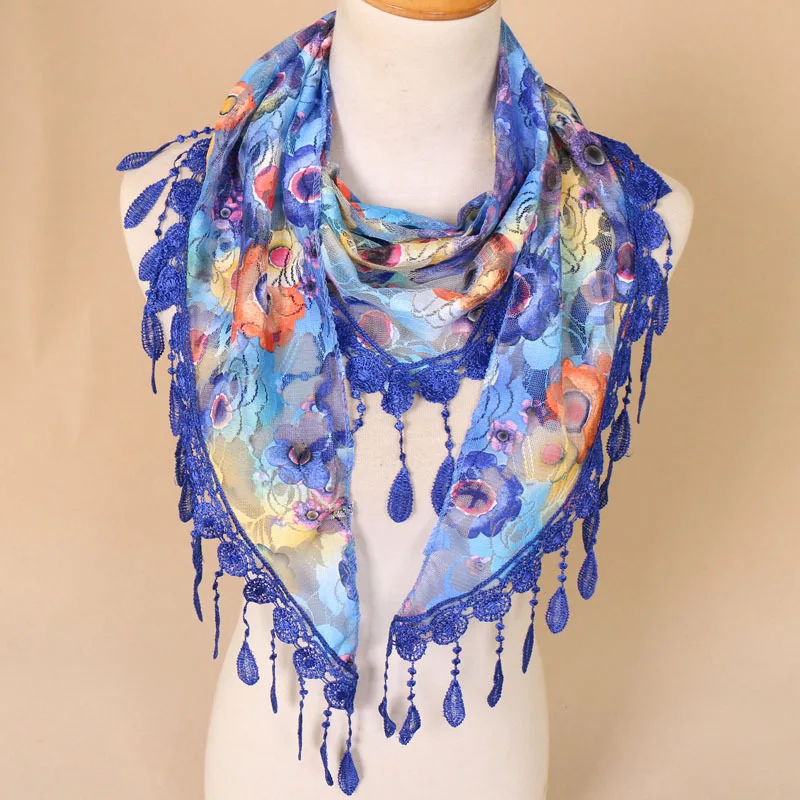 Autumn New Floral Lace Korean Triangle Scarf for Women, Classic Breathable Hollow Head Scarf Decorative Veil