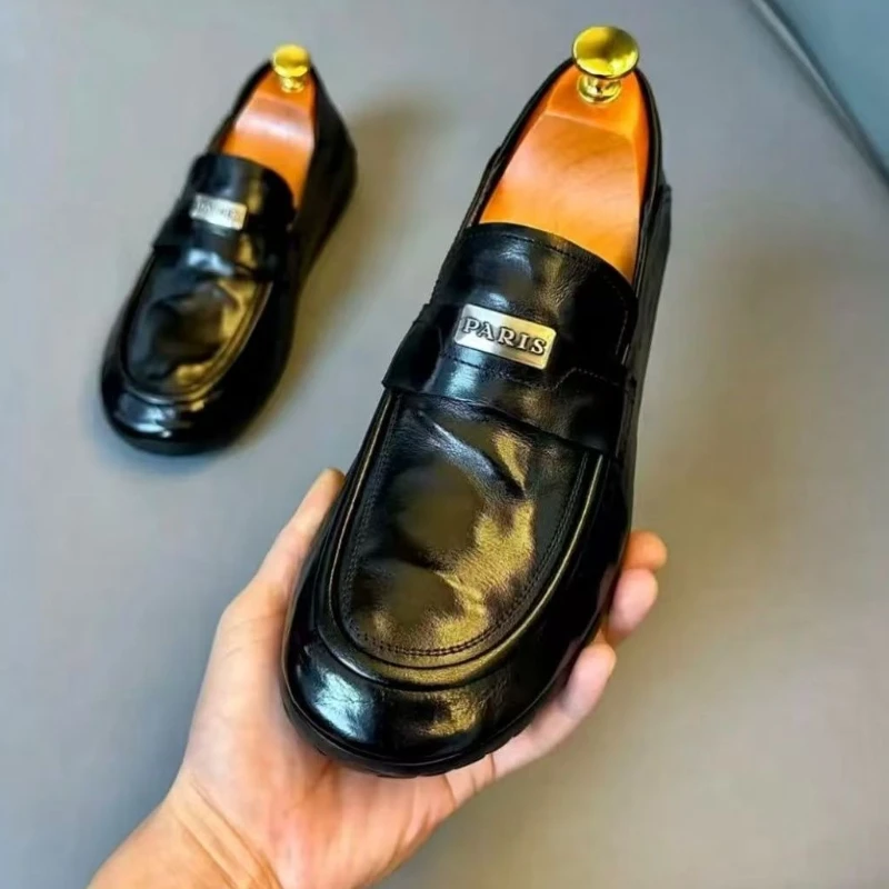 

Новые европейские мужские туфли из натуральной кожи, повседневные модные туфли на плоской подошве, удобные слипоны-лоферы