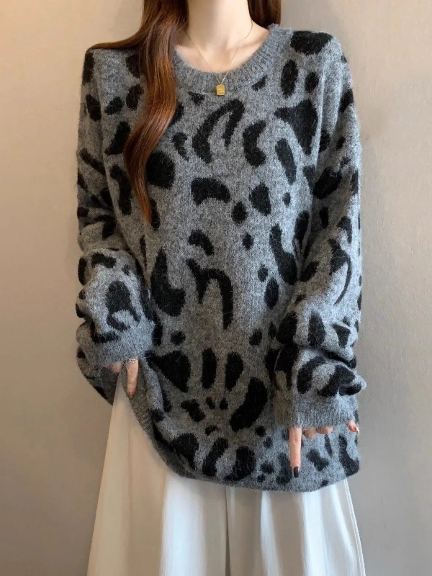 

Женский вязаный свитер с леопардовым принтом, средней длины, свободного кроя, в корейском стиле, повседневный, больших размеров