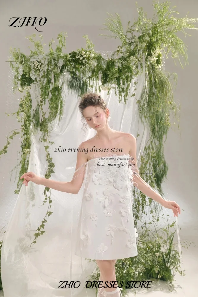 ZHIO Bezauberndes kurzes Brautkleid, trägerlos, mit 3D-Blumen, gerade, ärmellos, nach Maß, Mini-Hochzeitsregister-Kleider