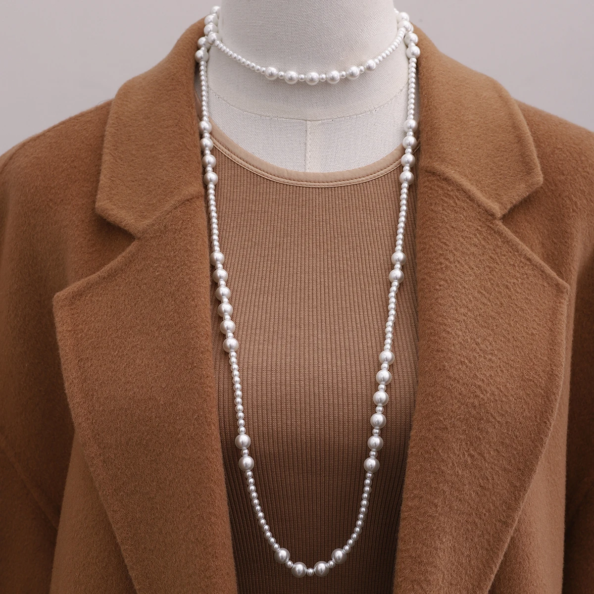 Collana a catena per maglione con perle di vetro eleganti in acciaio inossidabile placcato oro 18 carati da donna Previene le allergie Regalo di gala dei gioielli