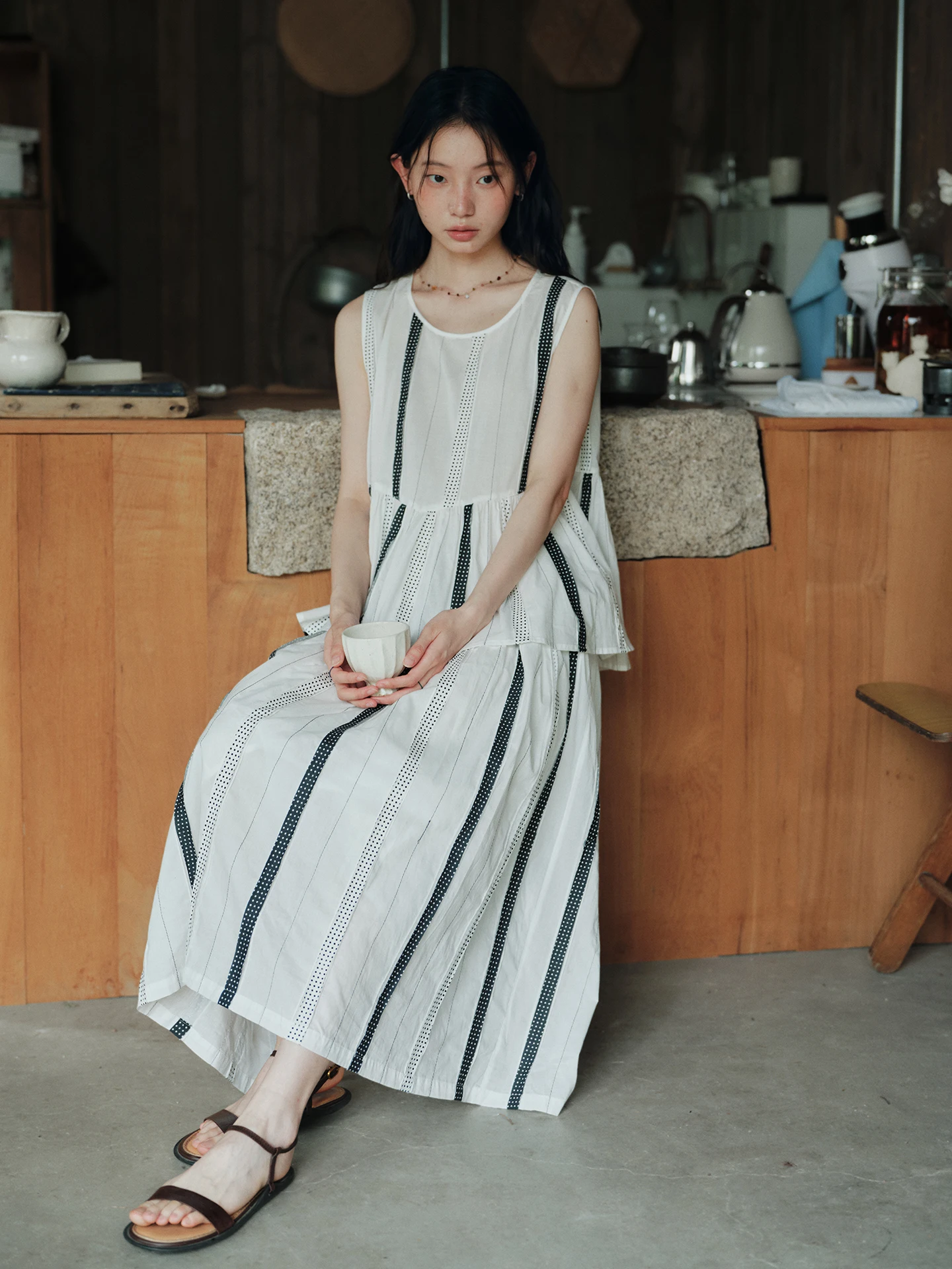 

Cotton 100% Women's Summer Outfit Set round Neck Striped Pattern Top And Half Skirt Fashionable Two-Piece Ensemble for Ladies