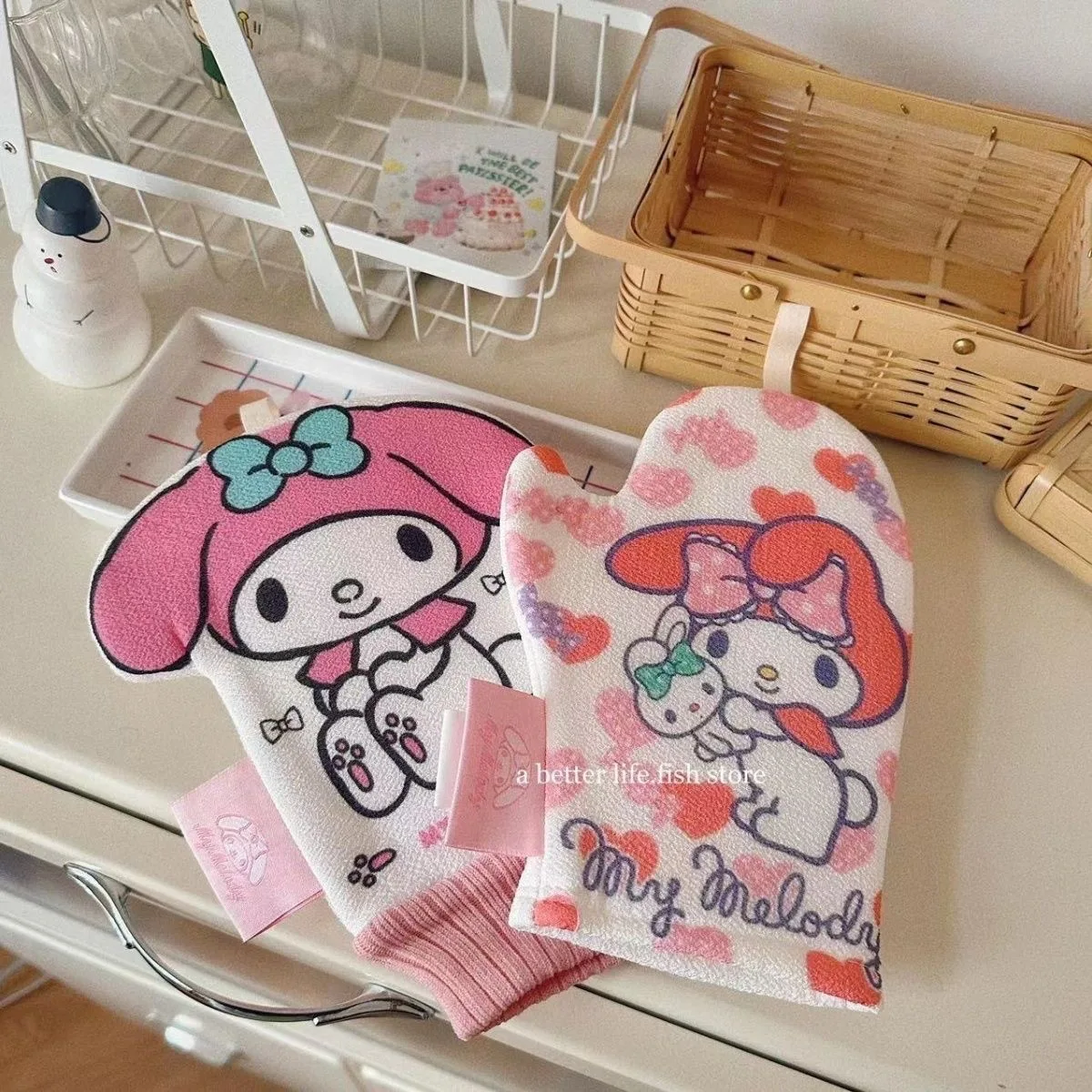 

Sanrio Cute bath towel cartoon lady Melody children's bathing powerful household artifact mud bathing shower gloves