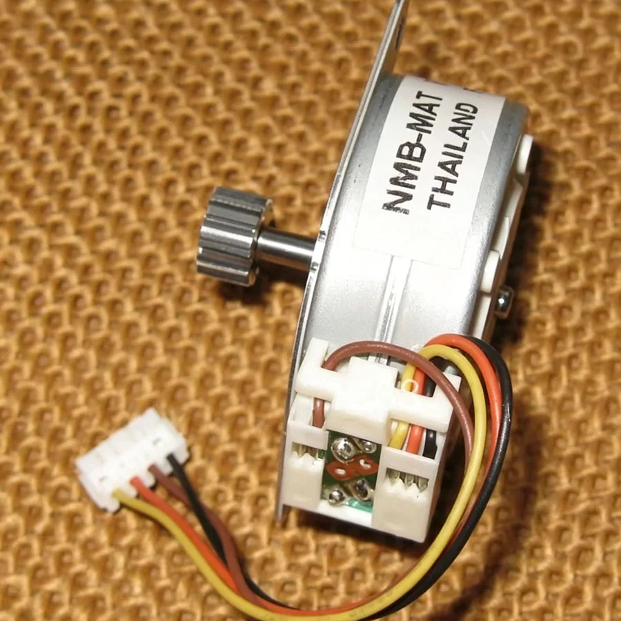 

FK2-7677-000 Original New DC Stepping Motor for Canon IR 6055 6065 6075 6275 6265 6255 65+6